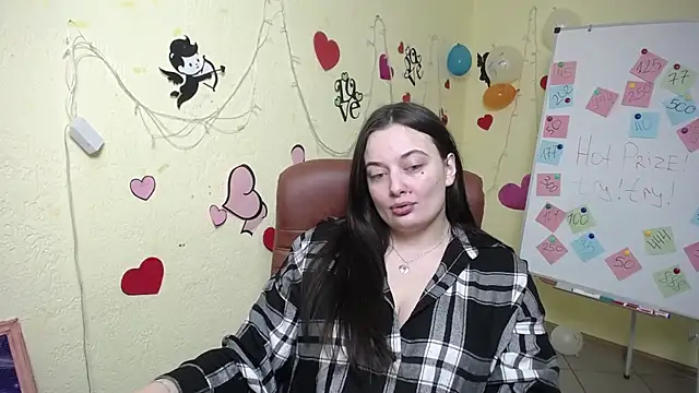 Snapshot of MilanaPrice chatting on 02/13/25, 03:39 MilanaPrice online show from 02/13/25, 03:39