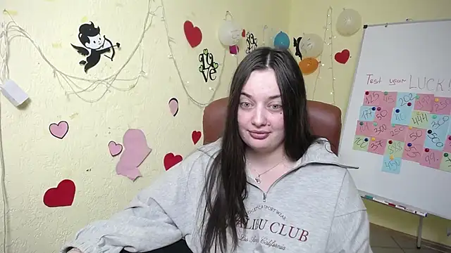 Snapshot of MilanaPrice chatting on 02/20/25, 09:31 MilanaPrice online show from 02/20/25, 09:31