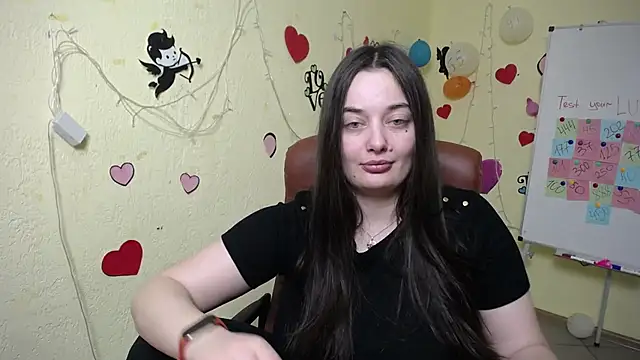 Snapshot of MilanaPrice chatting on 03/01/25, 12:39 MilanaPrice online show from 03/01/25, 12:39