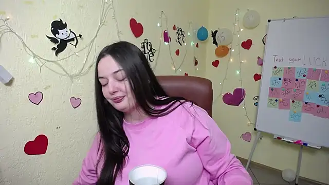 Snapshot of MilanaPrice chatting on 03/03/25, 06:22 MilanaPrice online show from 03/03/25, 06:22