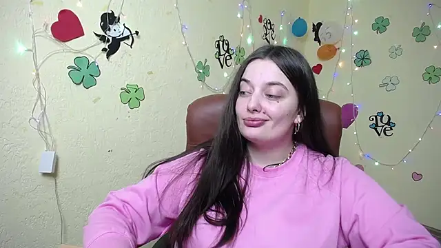 Snapshot of MilanaPrice chatting on 03/16/25, 12:33 MilanaPrice online show from 03/16/25, 12:33