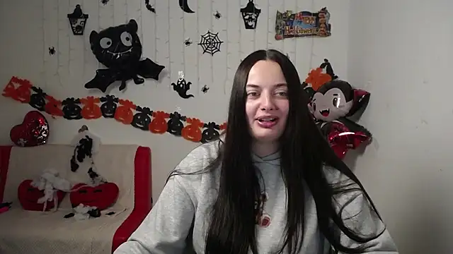 Snapshot of MilanaPrice chatting on 10/30/25, 06:52 MilanaPrice online show from 10/30/25, 06:52