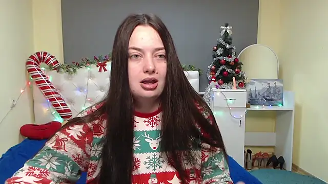 Snapshot of MilanaPrice chatting on 12/15/25, 08:13 MilanaPrice online show from 12/15/25, 08:13