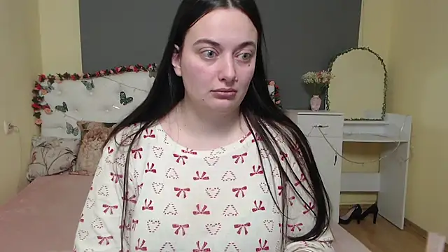 MilanaPrice online show from 02/20/26, 07:47