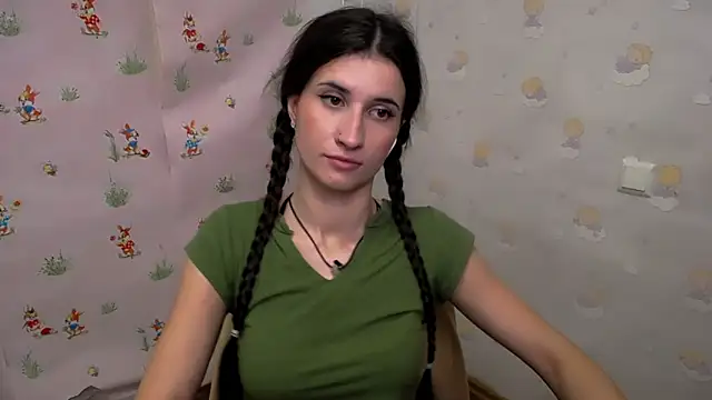 MaryEm976 online show from 11/18/25, 09:25