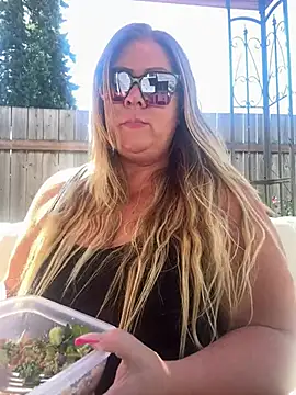 Snapshot of JESS_LOVES chatting on 06/18/26, 11:53 JESS LOVES online show from 06/18/26, 11:53