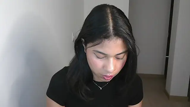 Snapshot of dark_enchantress_ chatting on 12/16/24, 12:15 dark enchantress online show from 12/16/24, 12:15