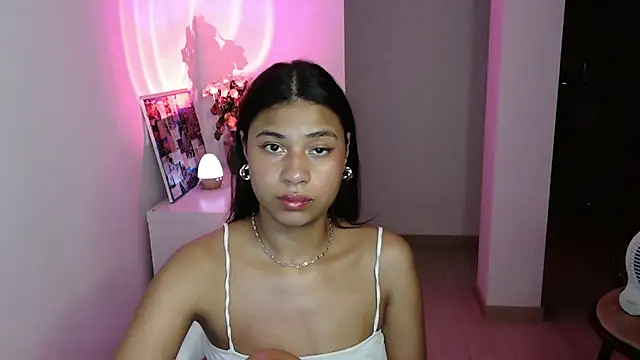 Snapshot of dark_enchantress_ chatting on 01/11/25, 02:20 dark enchantress online show from 01/11/25, 02:20