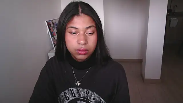 Snapshot of dark_enchantress_ chatting on 01/11/25, 09:57 dark enchantress online show from 01/11/25, 09:57