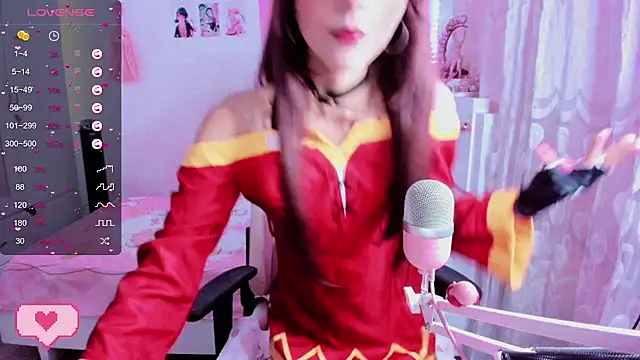 Snapshot of mia_kawaii05 chatting on 12/15/24, 09:42 mia kawaii05 online show from 12/15/24, 09:42