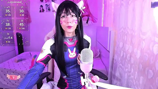 Snapshot of mia_kawaii05 chatting on 09/10/25, 08:20 mia kawaii05 online show from 09/10/25, 08:20