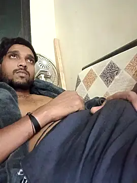 sushilbhosale667 online show from 11/26/25, 07:04