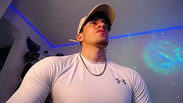 strongboy  online show from 11/25/25, 07:03