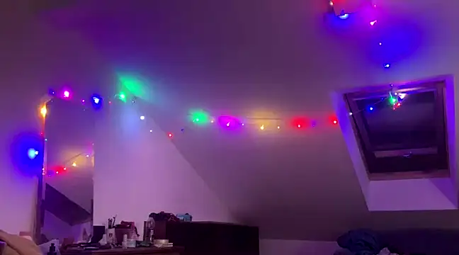 Snapshot of WildzMareNextLevel chatting on 01/14/25, 12:43 WildzMareNextLevel online show from 01/14/25, 12:43