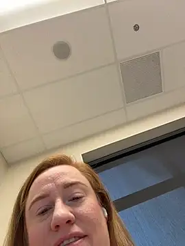 cinnatitties online show from 12/16/25, 03:50