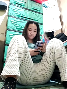 Snapshot of Hotbaby_1523 chatting on 02/18/26, 12:45 Hotbaby 1523 online show from 02/18/26, 12:45