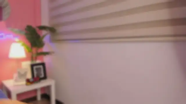 SoySaraa online show from 12/23/25, 06:11