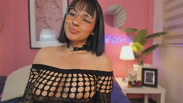 SoySaraa online show from 02/11/26, 06:29