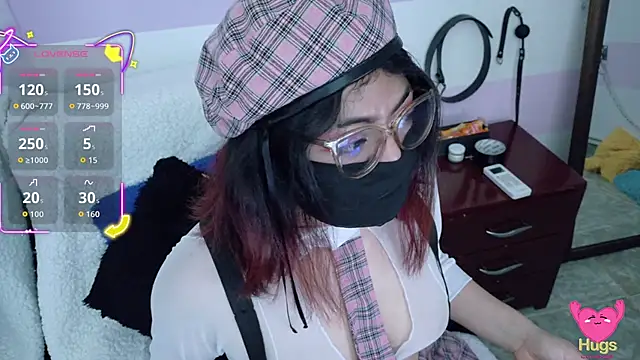 Catwhite  online show from 11/11/25, 07:36