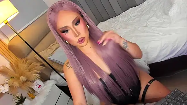 yourbabygoddess online show from 10/23/25, 06:13