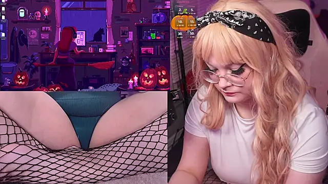 evamila online show from 10/10/25, 12:20