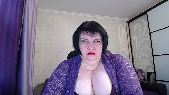 JuicyLady Di online show from 01/06/26, 05:55