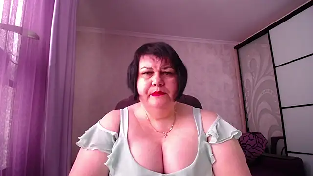 JuicyLady Di online show from 04/05/26, 05:26