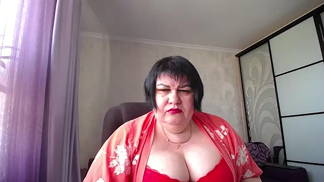 JuicyLady Di online show from 05/07/26, 07:36