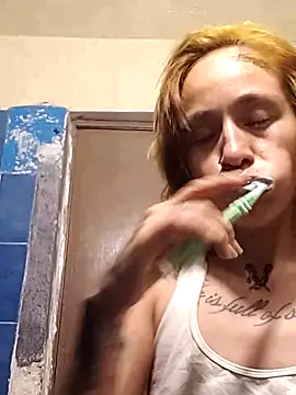 fablob23 online show from 04/05/26, 03:15