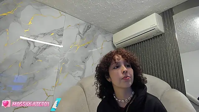 Katemoss70 online show from 02/16/25, 12:10