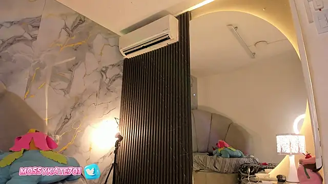 Katemoss70 online show from 02/23/25, 05:34