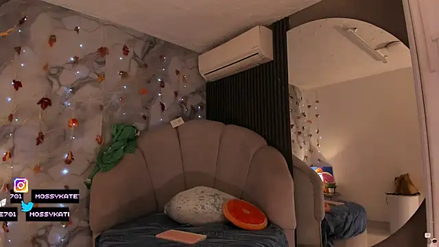 Katemoss70 online show from 11/29/25, 12:30