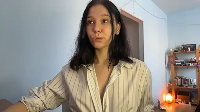 pinkdolly18 online show from 02/04/26, 10:54