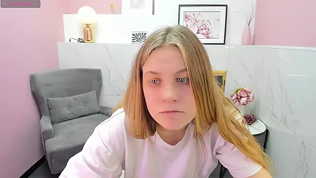 Snapshot of JadeSoft chatting on 01/09/25, 12:14 JadeSoft online show from 01/09/25, 12:14