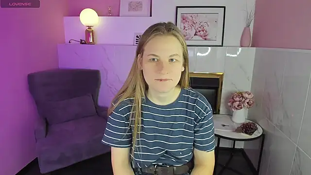 Snapshot of JadeSoft chatting on 01/11/25, 07:38 JadeSoft online show from 01/11/25, 07:38