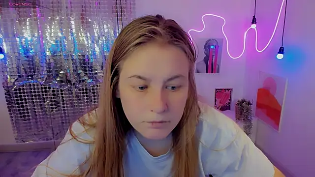 Snapshot of JadeSoft chatting on 01/12/25, 02:41 JadeSoft online show from 01/12/25, 02:41