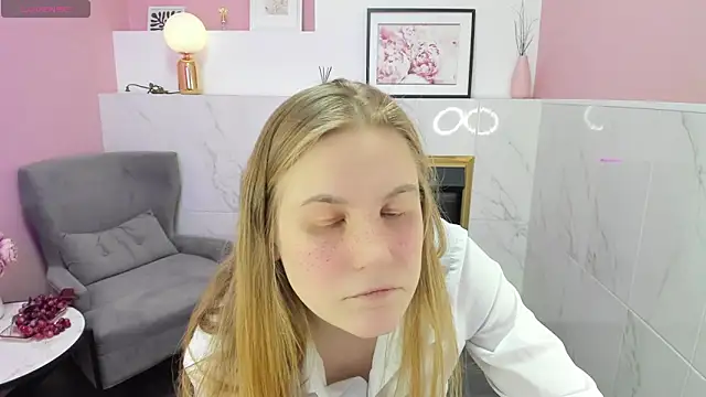 Snapshot of JadeSoft chatting on 02/20/25, 03:34 JadeSoft online show from 02/20/25, 03:34