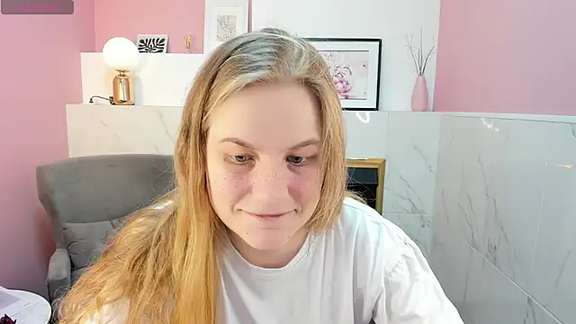 Snapshot of JadeSoft chatting on 03/01/25, 08:53 JadeSoft online show from 03/01/25, 08:53