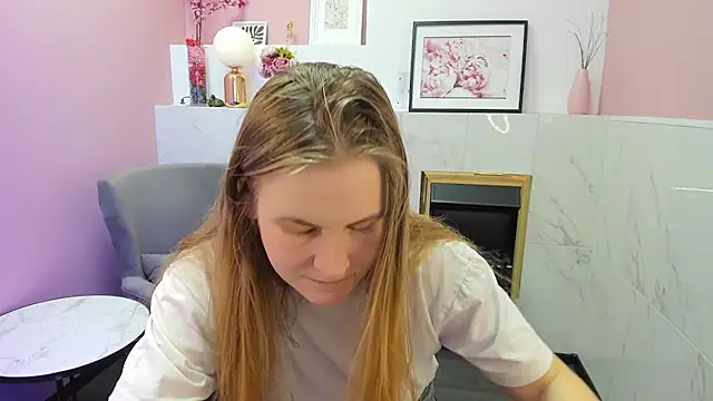 Snapshot of JadeSoft chatting on 03/15/25, 09:16 JadeSoft online show from 03/15/25, 09:16