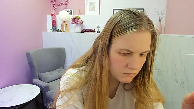 Snapshot of JadeSoft chatting on 03/16/25, 12:23 JadeSoft online show from 03/16/25, 12:23