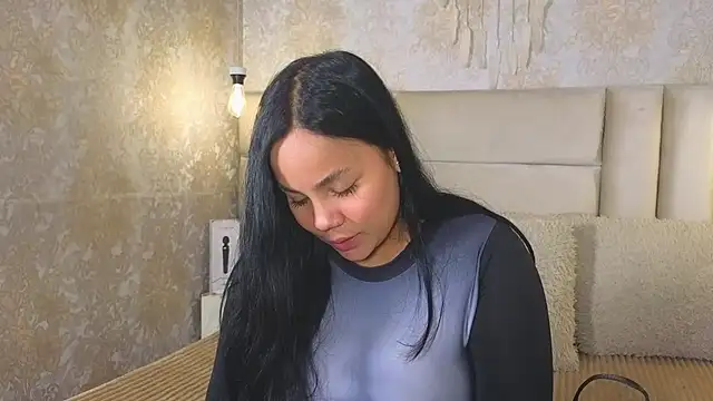 EmilyQueen3x online show from 04/12/26, 02:44