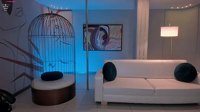 Snapshot of MartinnaBonnet chatting on 01/11/25, 04:36 MartinnaBonnet online show from 01/11/25, 04:36