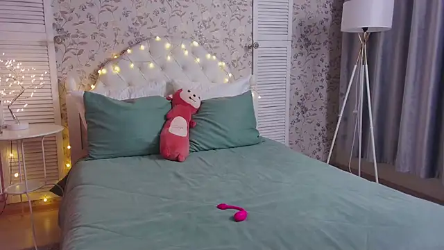 Wendy-Darling online show from 02/14/26, 01:35