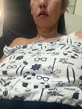 Snapshot of RAIRAsexy chatting on 01/24/25, 01:56 RAIRAsexy online show from 01/24/25, 01:56