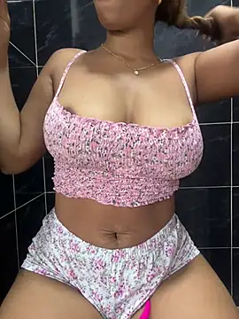 Snapshot of belaa_1 chatting on 03/09/25, 10:19 belaa 1 online show from 03/09/25, 10:19