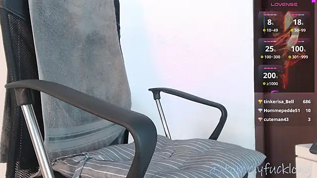 Snapshot of tommylongxx chatting on 01/29/25, 03:33 tommylongxx online show from 01/29/25, 03:33