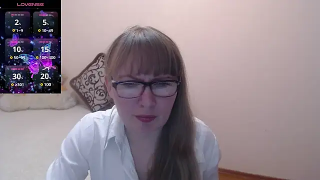 Snapshot of MargotLot chatting on 02/03/25, 10:14 MargotLot online show from 02/03/25, 10:14