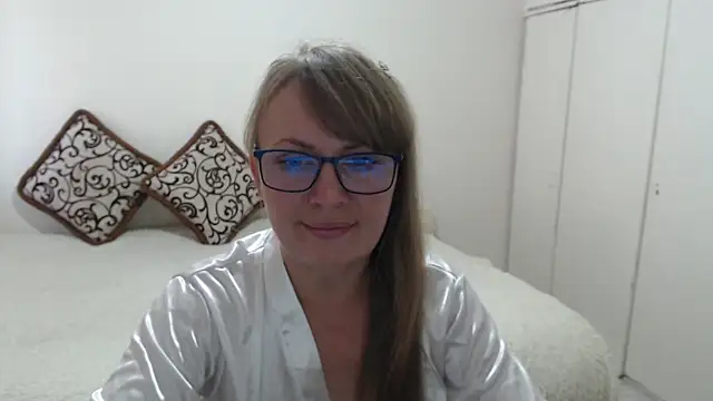 MargotLot online show from 06/12/26, 02:16