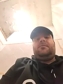 Snapshot of alex899927 chatting on 02/05/26, 09:03 alex899927 online show from 02/05/26, 09:03