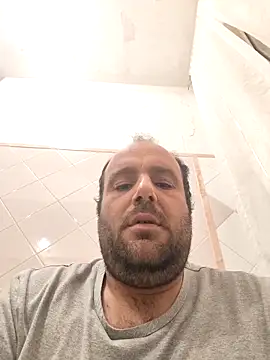 Snapshot of alex899927 chatting on 03/31/26, 01:55 alex899927 online show from 03/31/26, 01:55